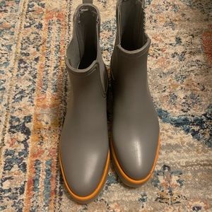 Bernardo Platform Rain boots